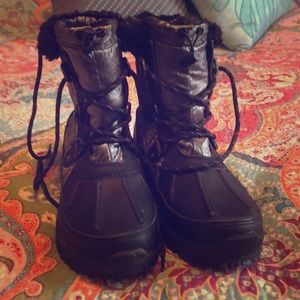 Bear paw waterproof women’s boots